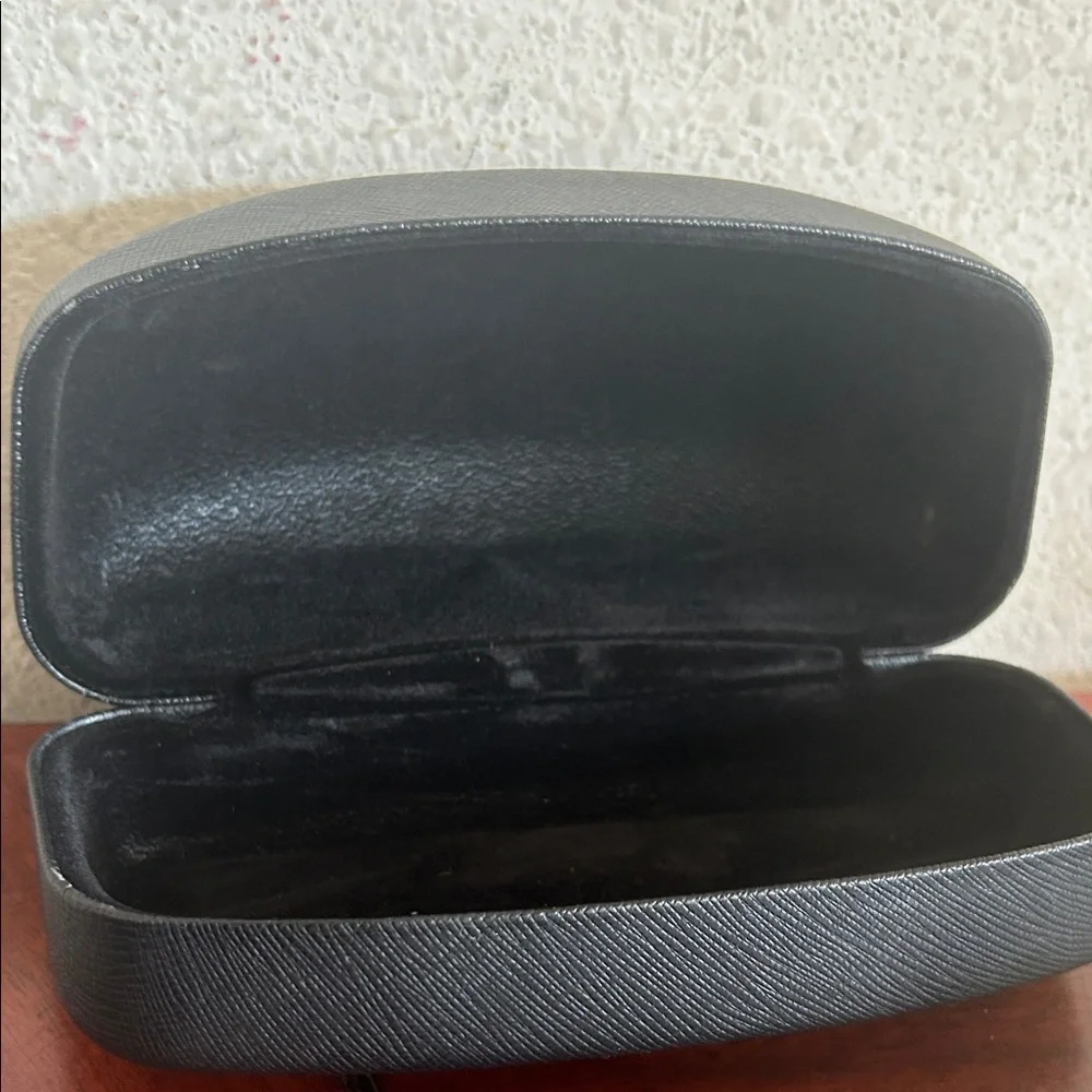 Salvatore Ferragamo Textured Black Case